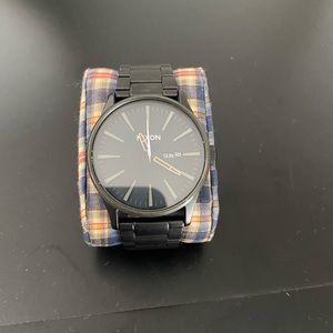 Nixon The Sentry SS matte black watch